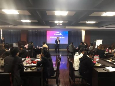 2019歐路莎商學院4月導購培訓開啟