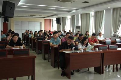 霍山縣開展石斛生產企業(yè)產品質量提升培訓會